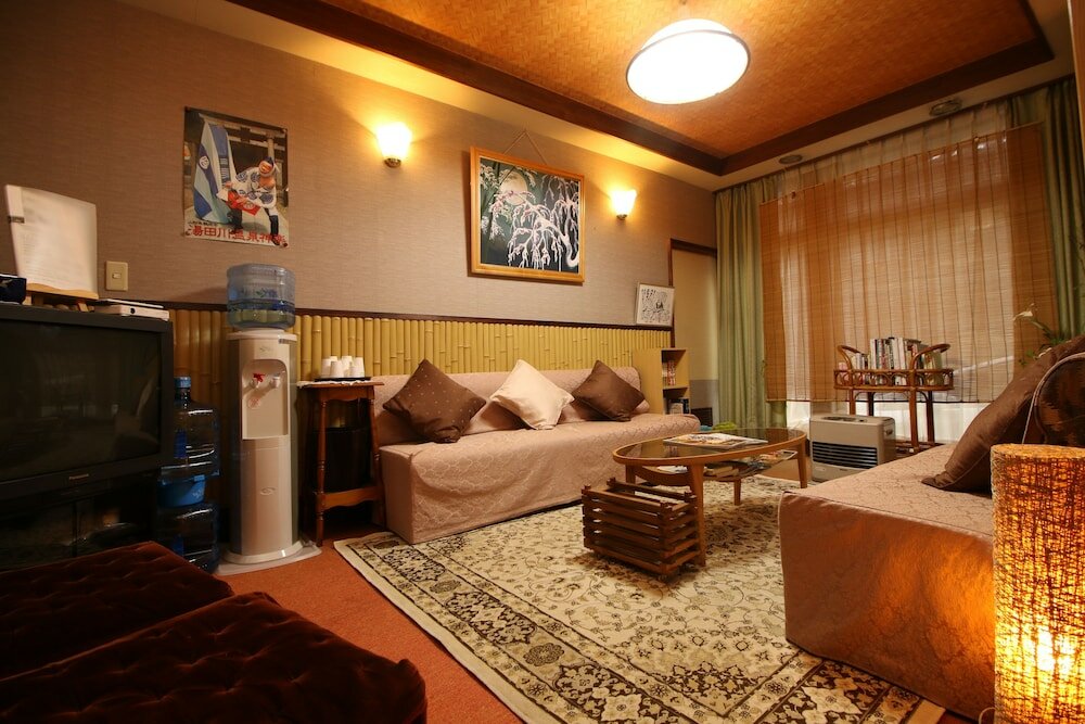 Фото Jinnai Ryokan