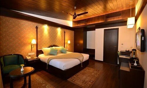 Гостиница Hotel Dev Cottage в Дхарамсале