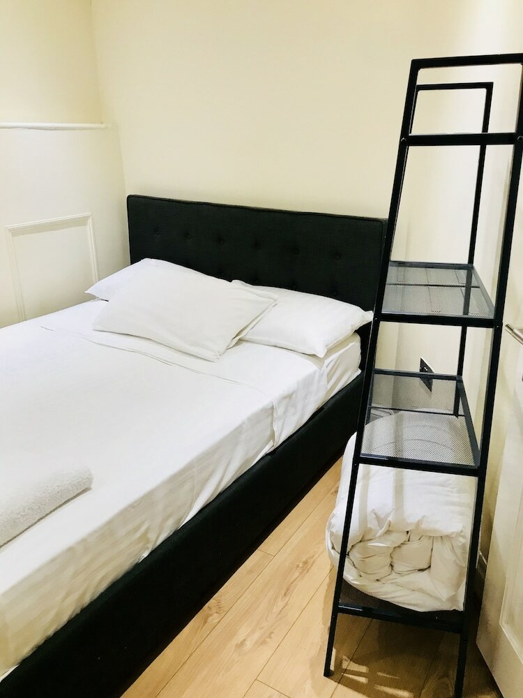 Фото Swinton Hotel