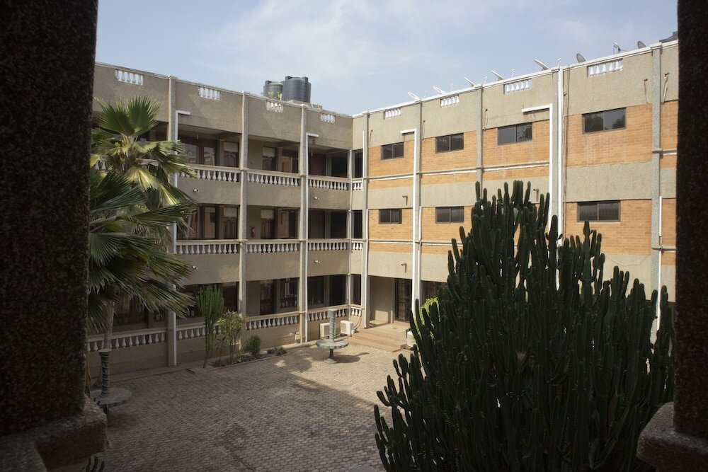 Фото Radach Lodge & Conference Centre