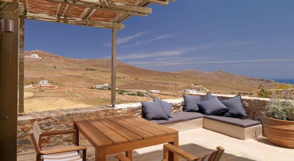 Фото Themonies Luxury Suites