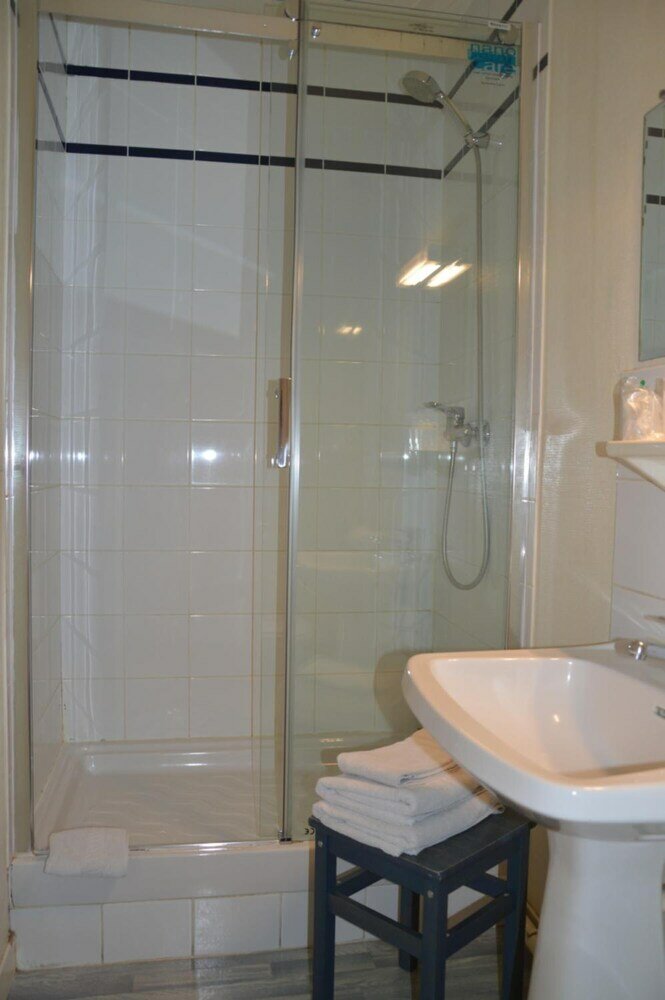 Фото Hôtel Victor Hugo