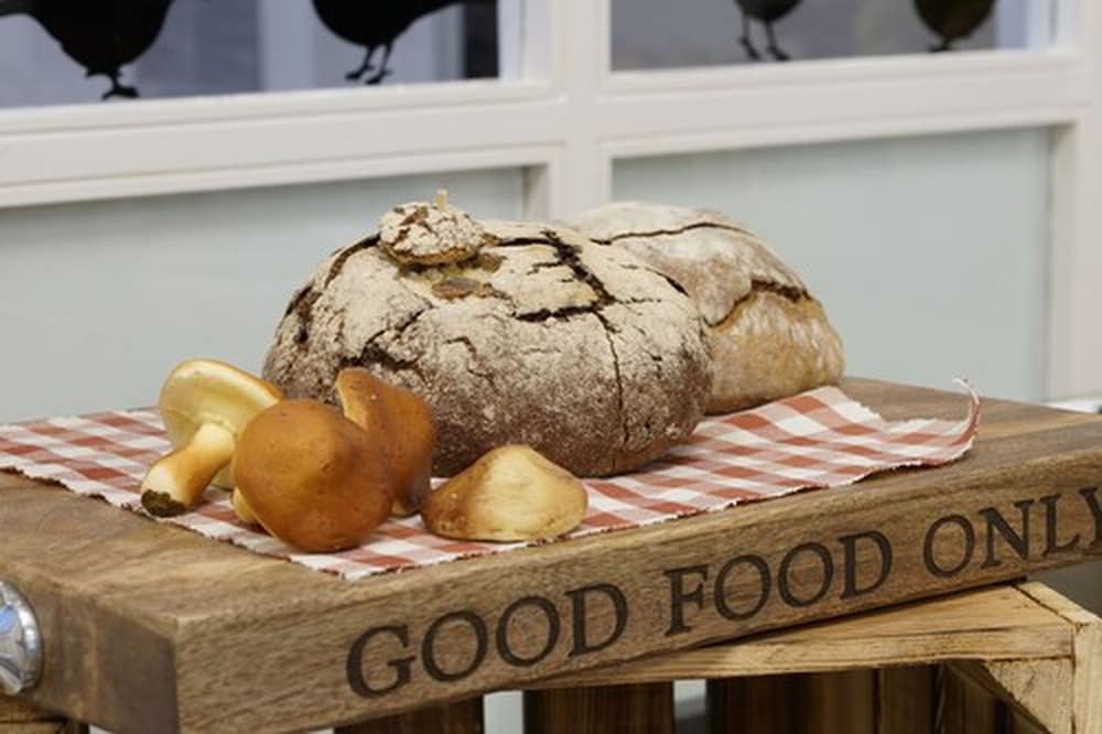 Фото Edel Weiss Hotel Und Restaurant