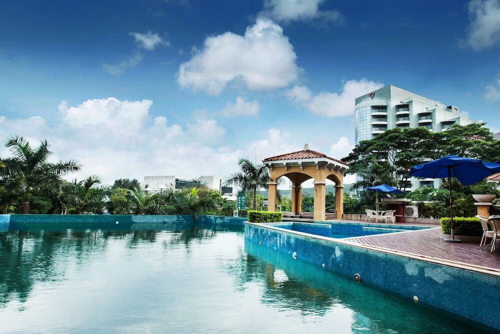 Фото Ling Hai Apartment