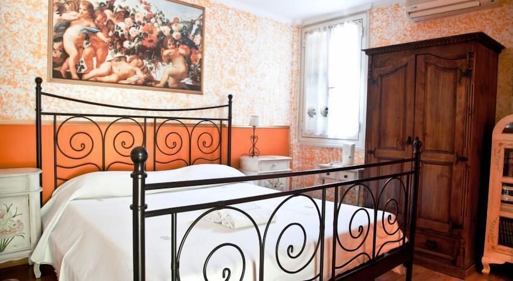 Фото I Gerani Rossi