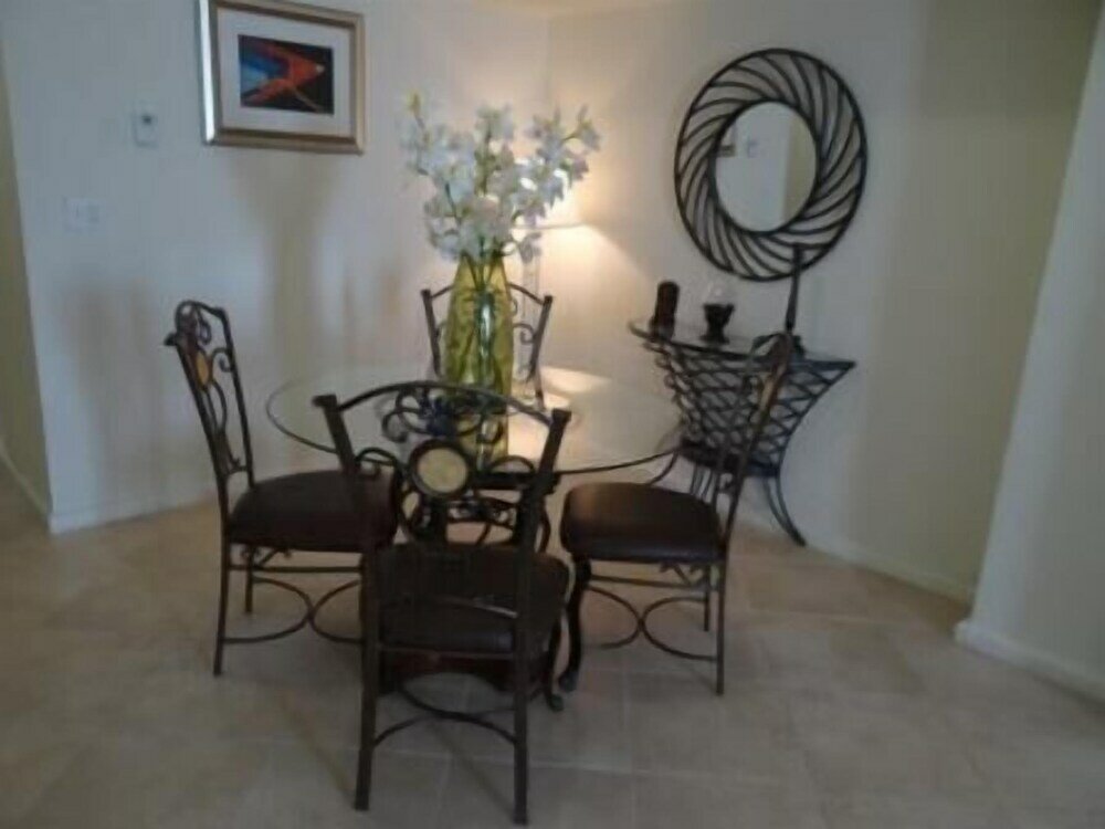 Фото Hollywood Beach Resort -two Bedrooms Sleeps 6