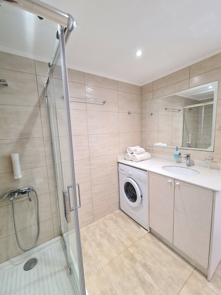 Фото Bella Mare Luxury Apartments