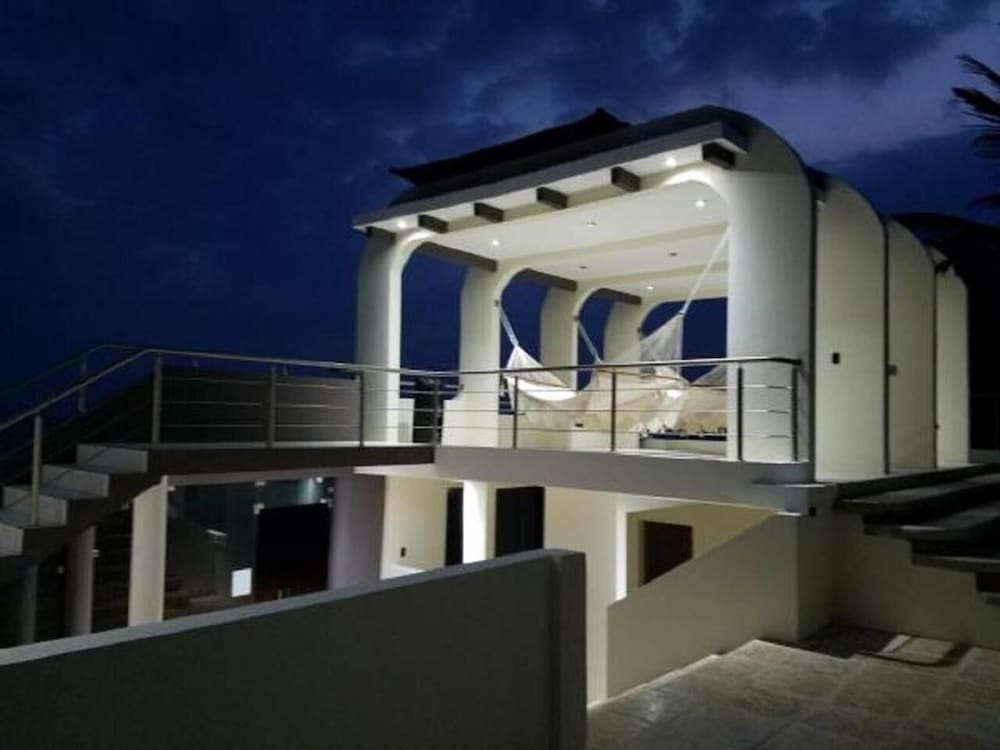 Фото Casa Margarita Hotel And Paradise