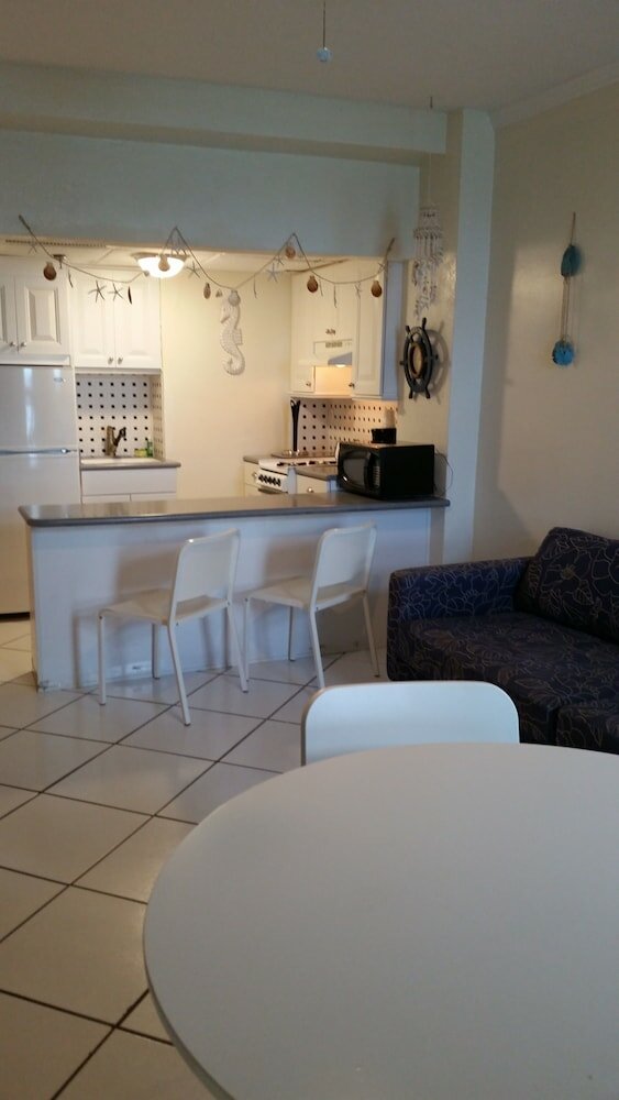 Фото Hollywood Beach Resort- One Bedroom Ocean View