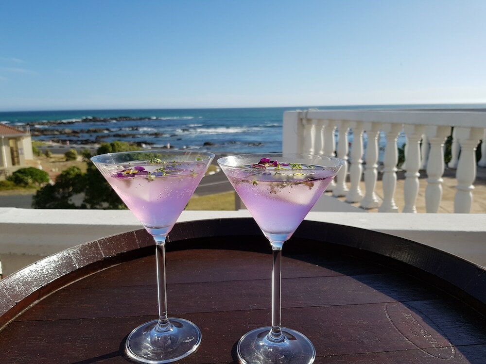 Фото Walkerbay Accommodation