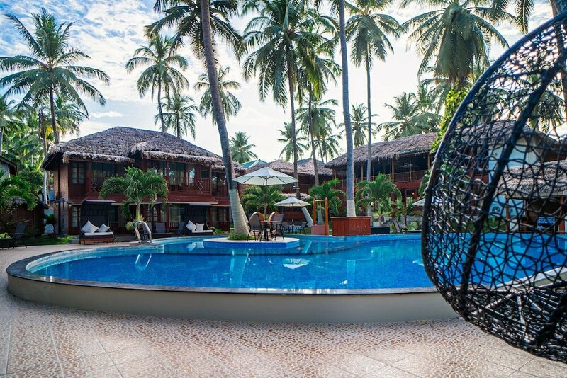 Гостиница Coral Reef Resort