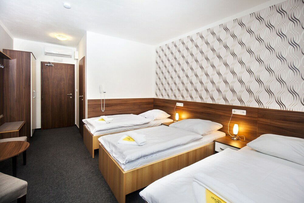 Фото Отель Arkada