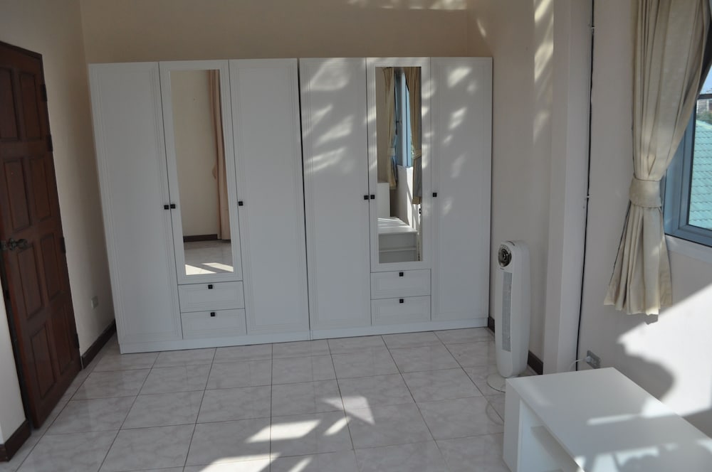 Фото Tropical Hill by Melody Hua-Hin