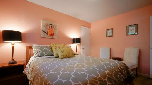 Апартаменты Marbella Lane Eco Friendly Treehouse Sfo
