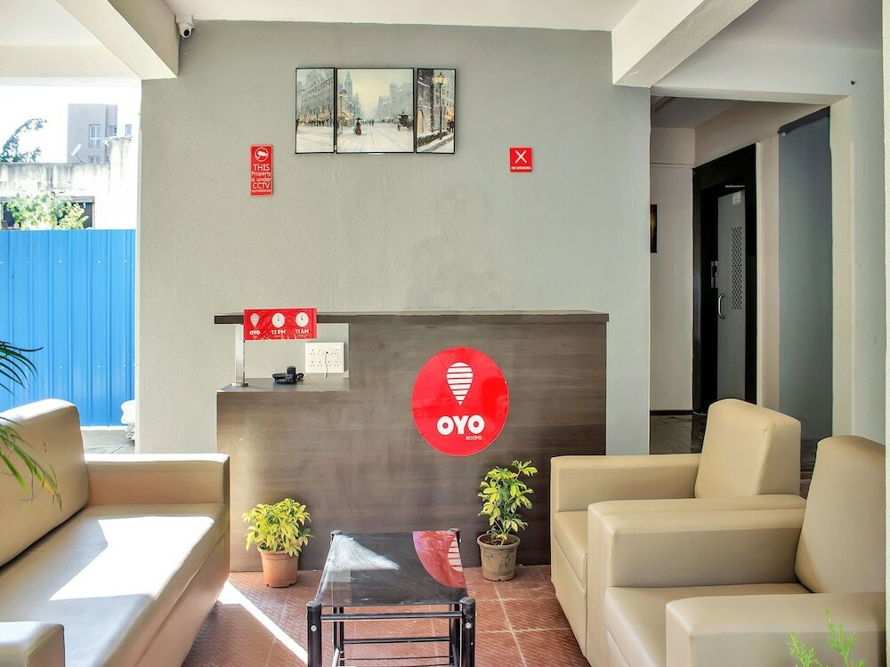 Фото Oyo 12042 Green Olives Apartments