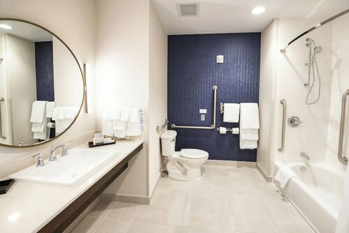 Гостиница Fairfield Inn & Suites by Marriott Ottawa Airport