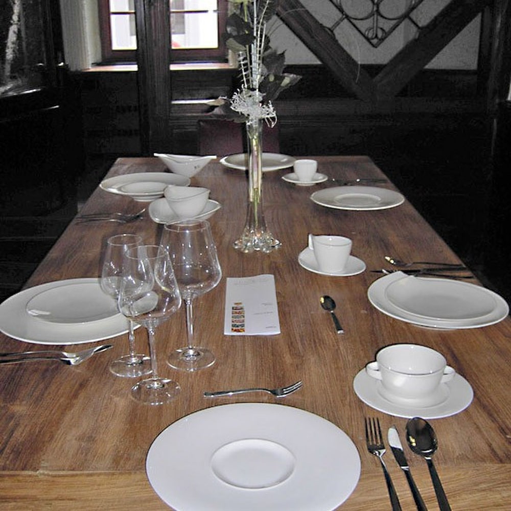 Фото Schlosshotel Bergzaberner Hof