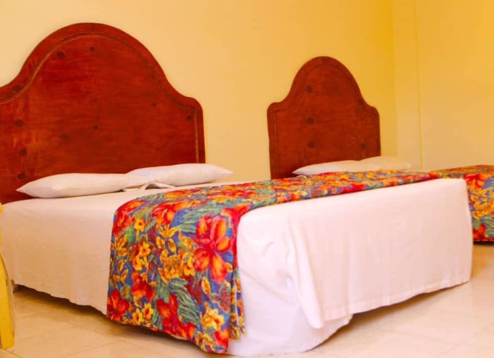 Фото отеля 3