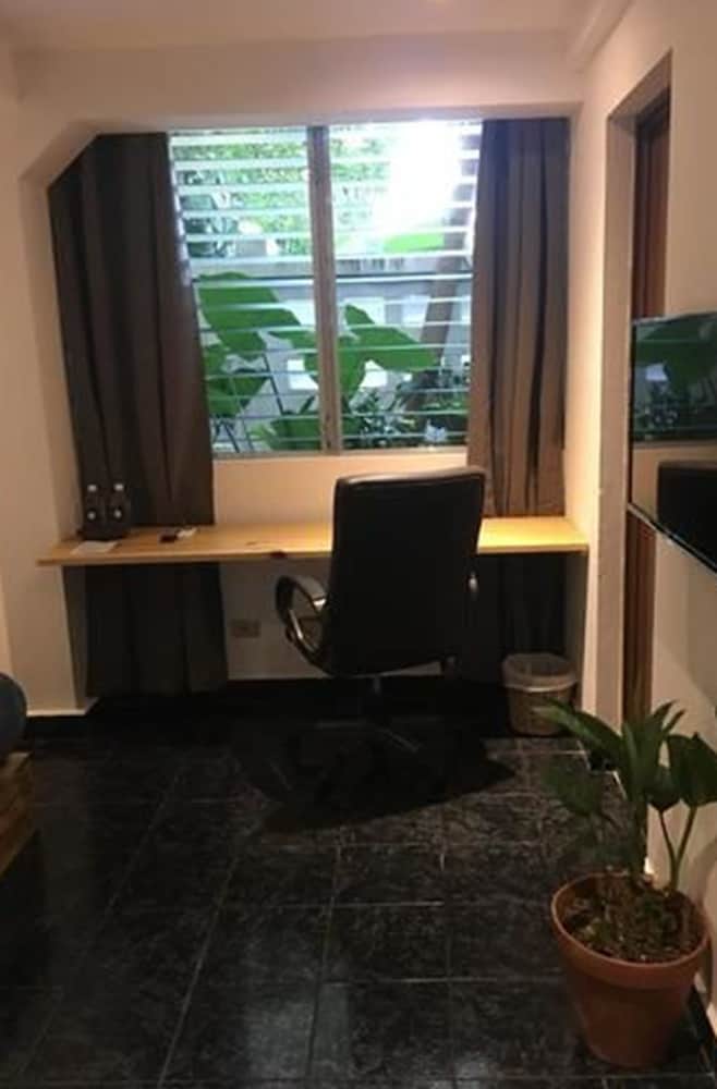 Фото Cinco Hotel