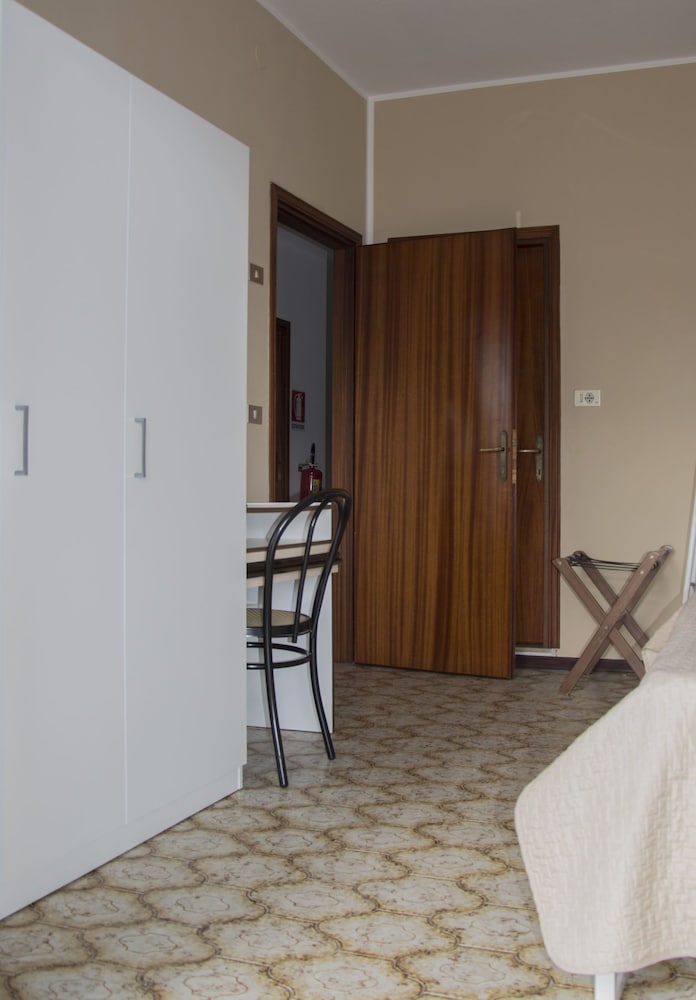 Фото Hotel Fucsia