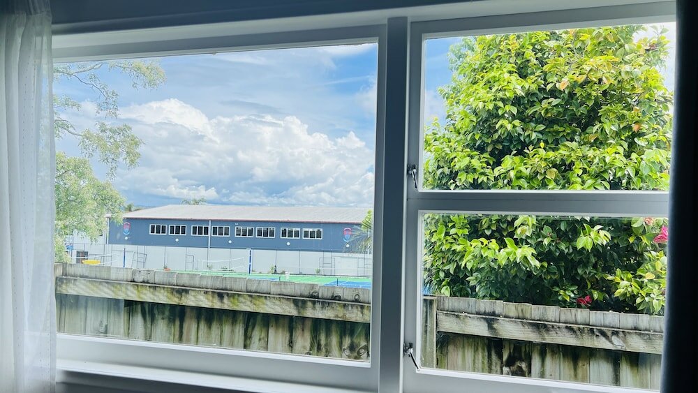 Фото 18th Avenue Thermal Motel