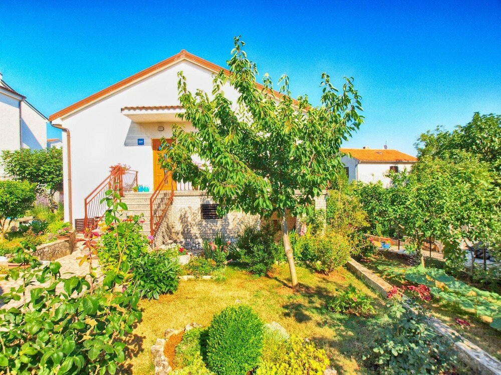 Фото Apartments Bubamara 1398