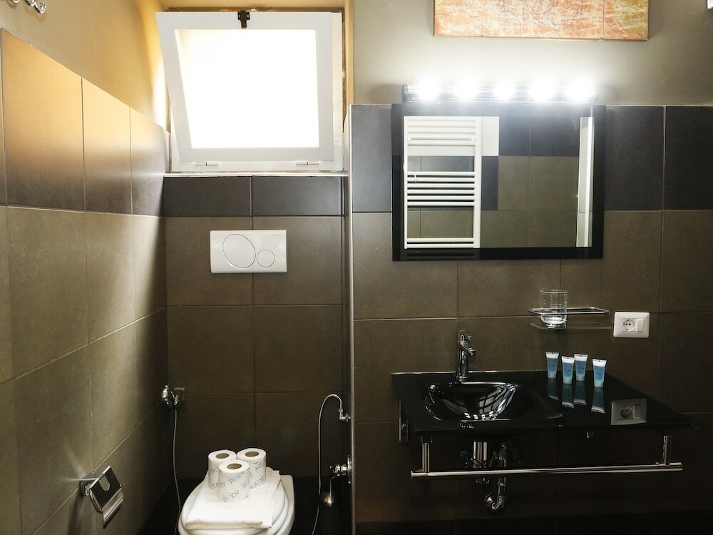 Фото Tito Guesthouse