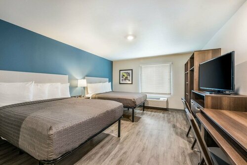 Гостиница WoodSpring Suites Linden в Линдене