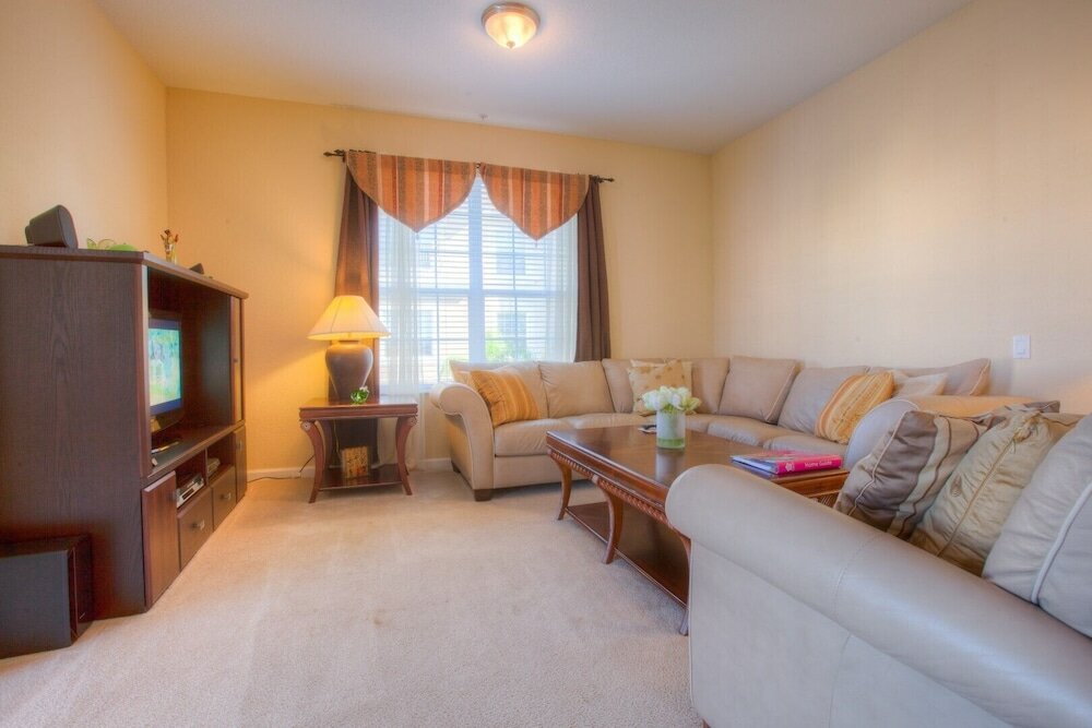 Фото Lovely Third-floor Vista Cay Resort Condo!