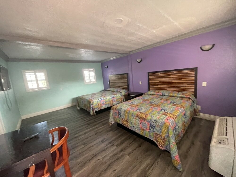 Фото Economy Inn