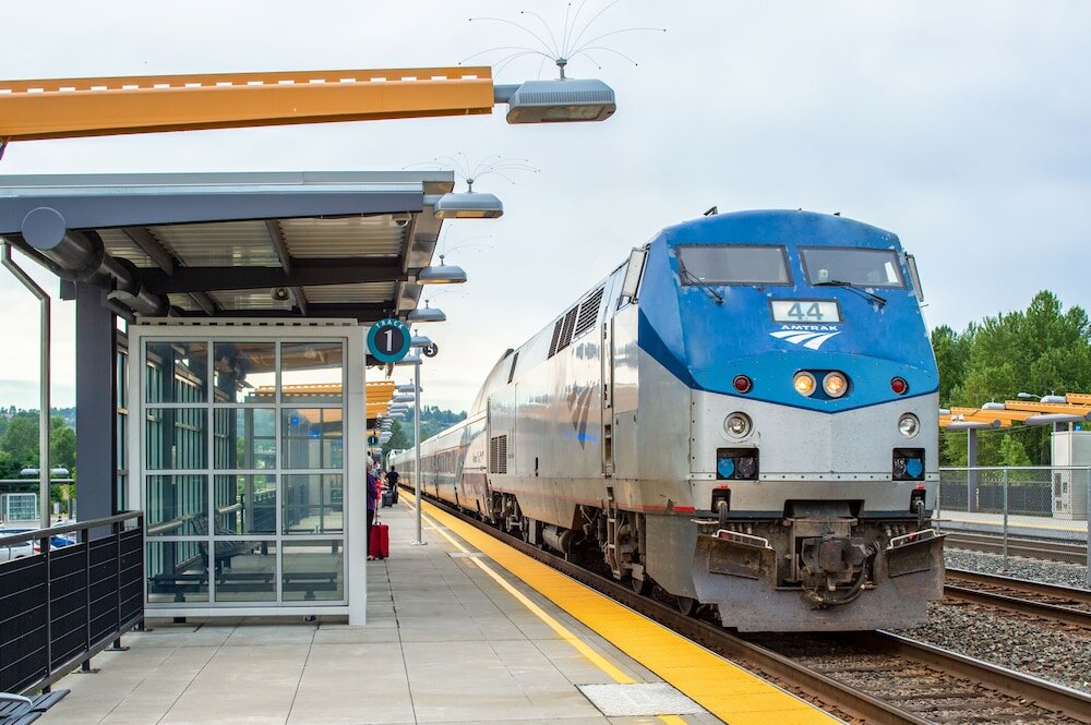 Фото Embassy Suites by Hilton Seattle Tacoma International Airport