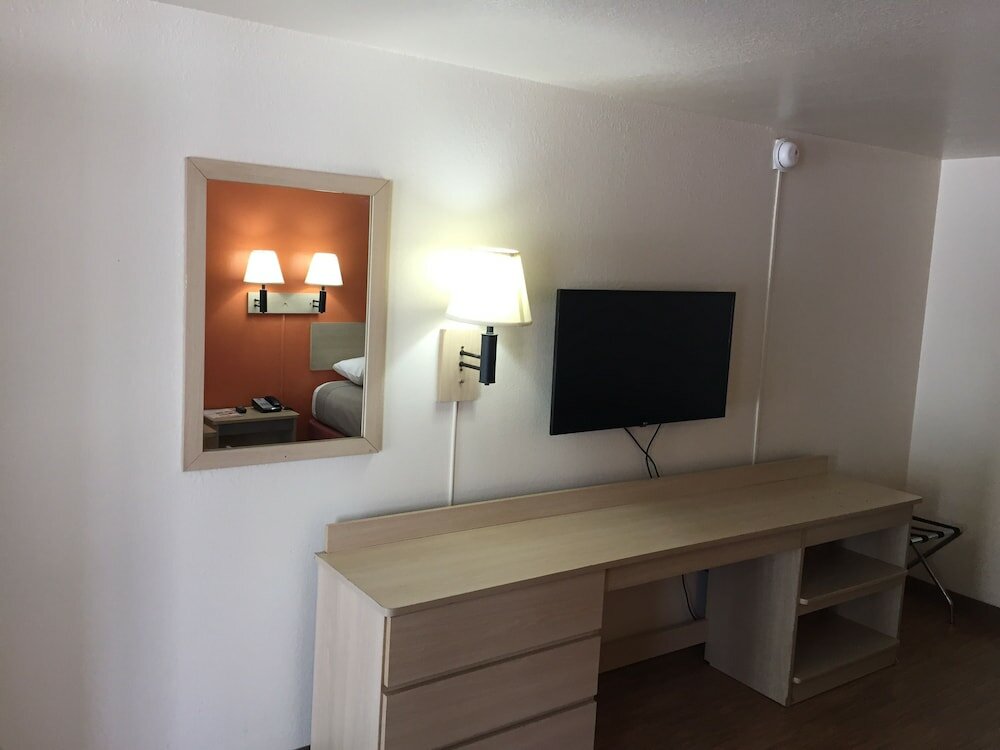 Фото Motel 6 Raleigh, Nc - Cary