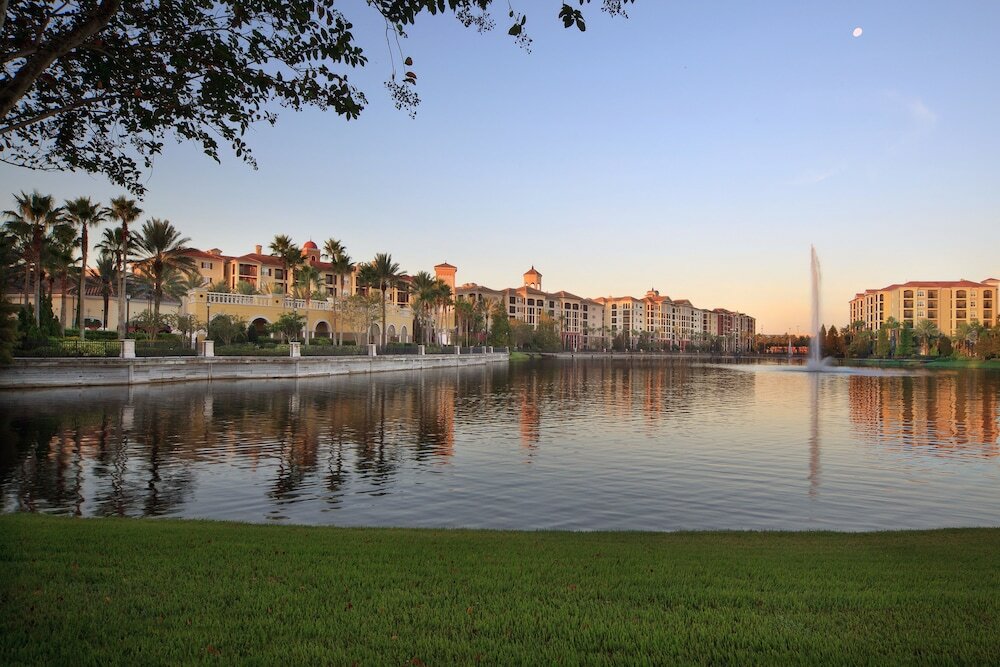 Фото Hilton Grand Vacations Club Tuscany Village Orlando