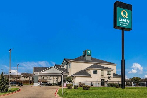 Гостиница Quality Inn and Suites Fort Worth в Форт-Уэрт