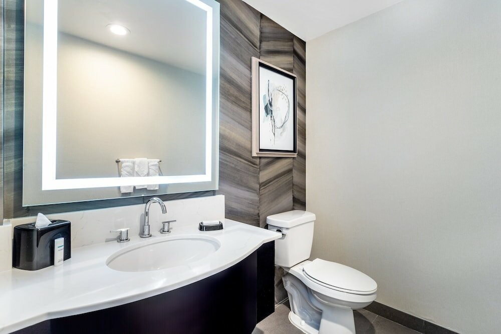 Фото Crowne Plaza Los Angeles Harbor Hotel, an Ihg Hotel