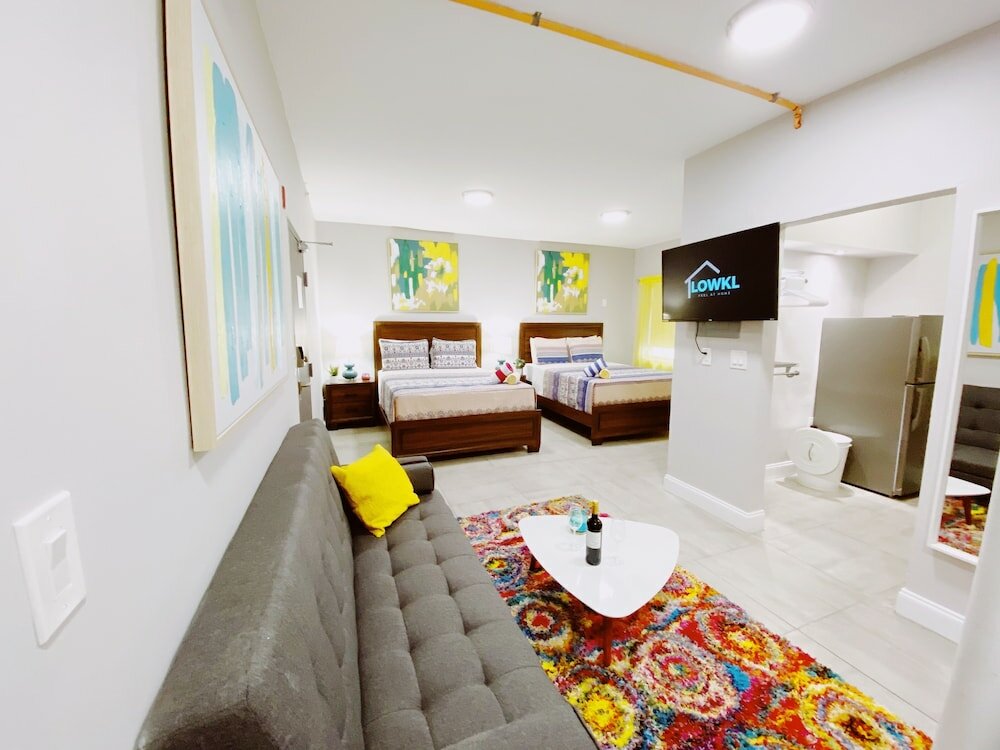 Фото Miami International by Lowkl