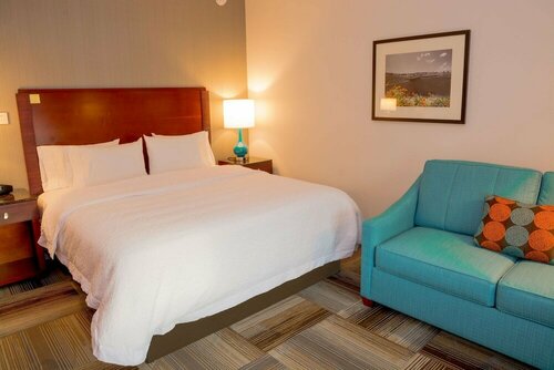 Гостиница Hampton Inn & Suites Riverside/Corona East в Риверсайде