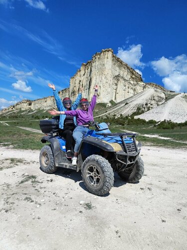 Hediyelik eşya mağazaları Podarivse, Simferopol (Akmescit), foto