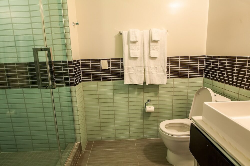 Фото Tenten Wilshire - Official