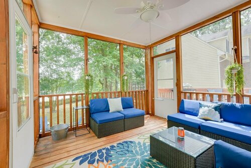 Гостиница Lakefront Raleigh Retreat ~ 7 Mi to Downtown! в Роли