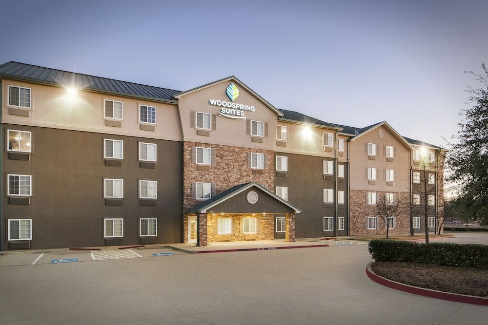 Фото WoodSpring Suites Fort Worth Trophy Club