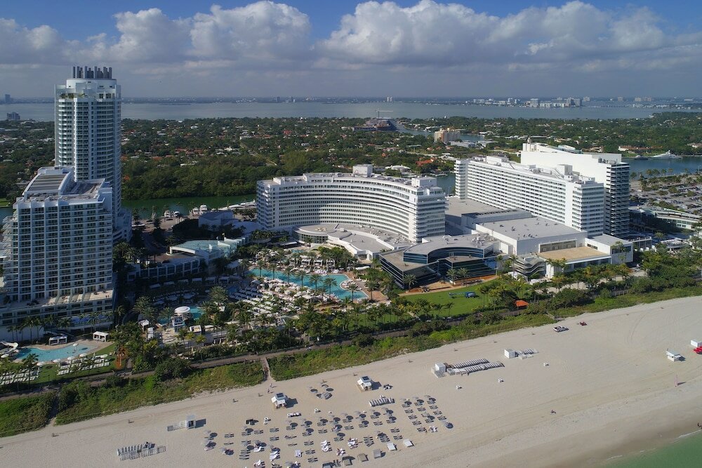 Фото Fontainebleau Miami Beach
