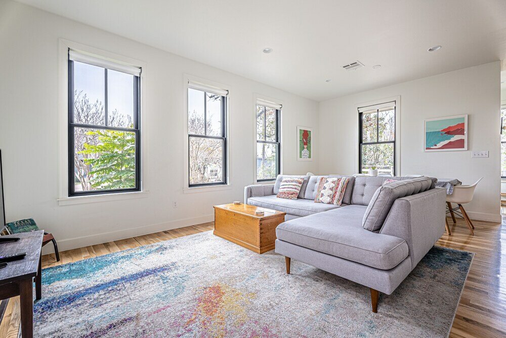 Фото East Side Modern