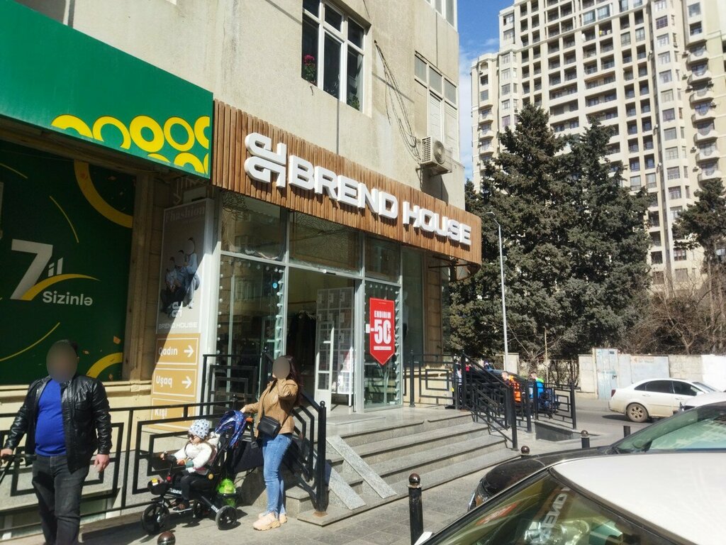 Geyim mağazası Brend House, Bakı, foto