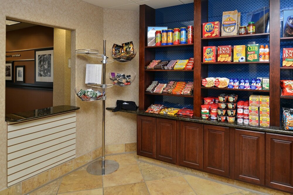 Фото Hampton Inn & Suites Boise-Meridian