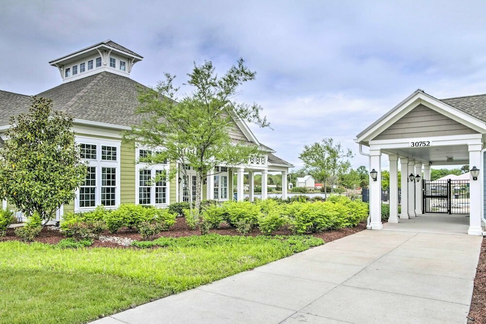 Hotel Millville by the Sea Vacation Rental: Pool Access!, State of Delaware, photo