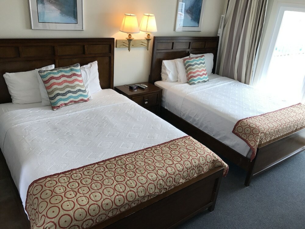 Фото Ocean Surf Resort