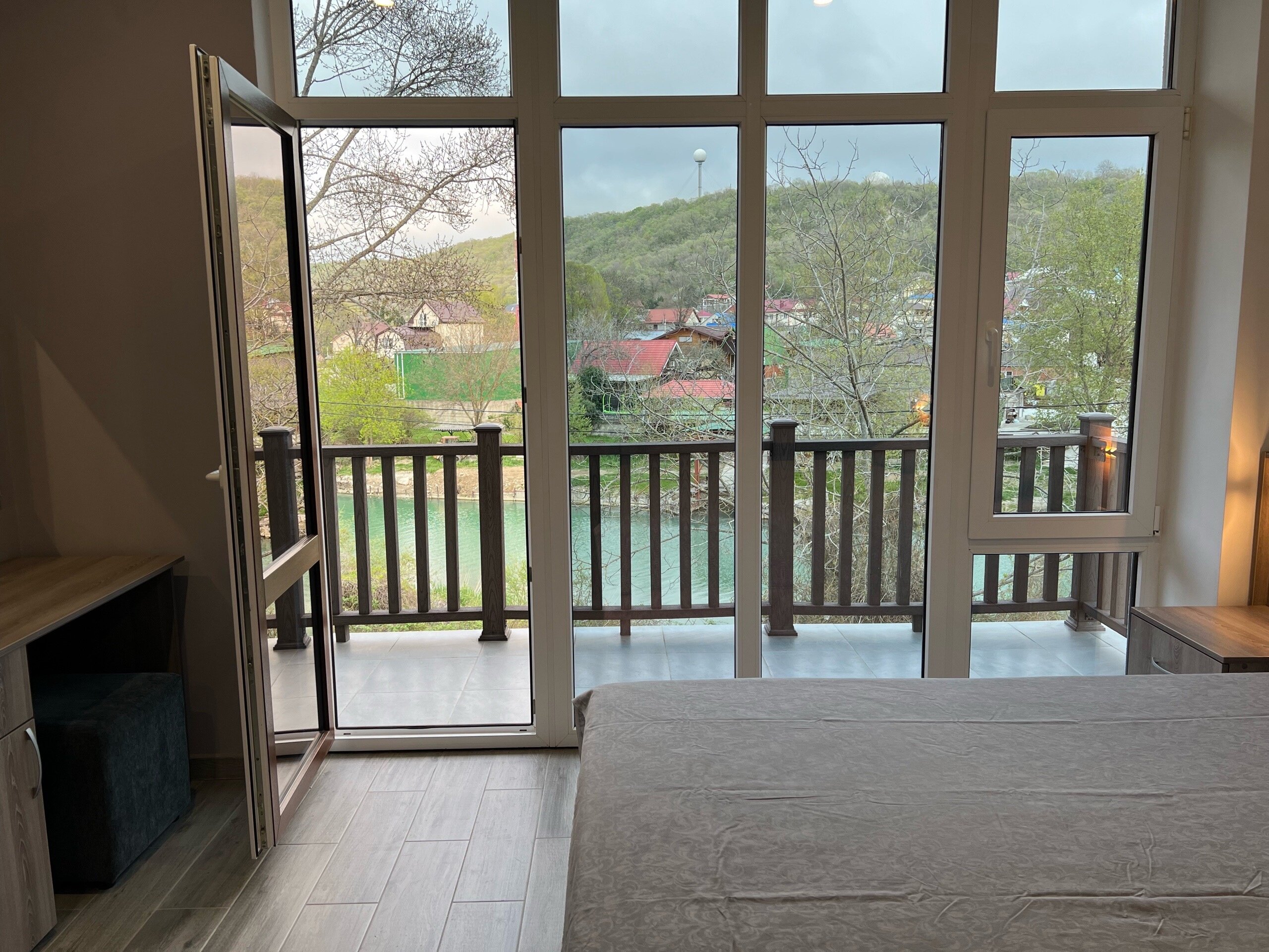 Фото Дом с бассейном