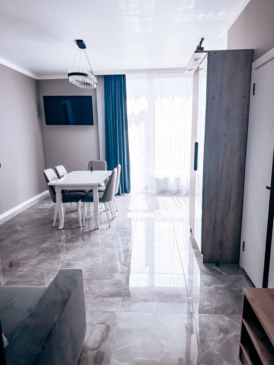 Фото Дариос