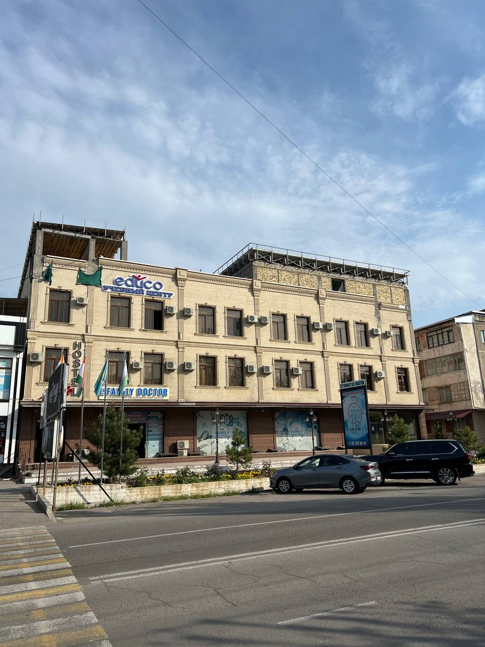 Paypoqlarni hidlash, oyoqlarini yalash